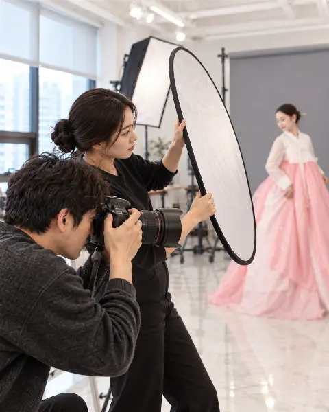 Mi-in Hanbok Premium Photoshoot for One